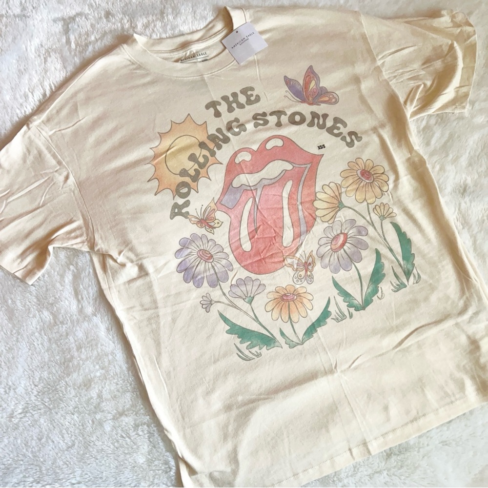 NWT rolling stones tshirt